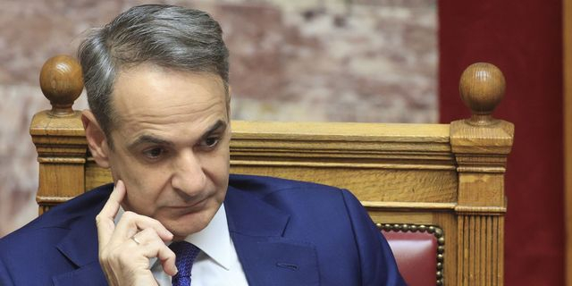 Ο Μητσοτάκης πασχίζει να μην “ηττηθεί”, οι άλλοι έχουν ήδη ηττηθεί…