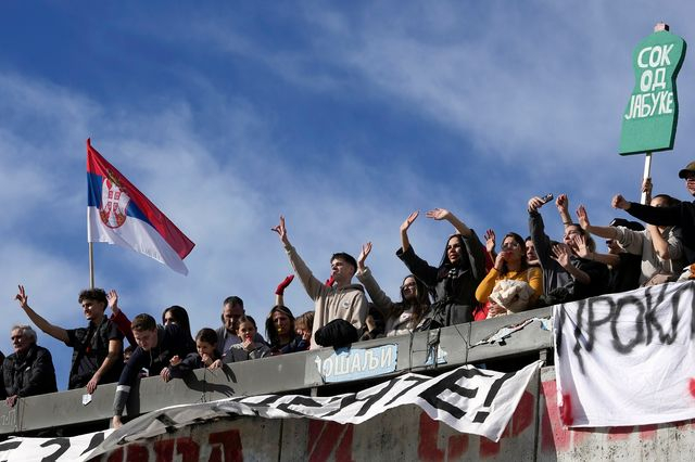 Σερβία: Ο Βούτσιτς ανήγγειλε ανασχηματισμό της κυβέρνησης