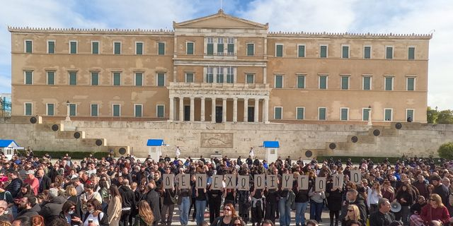 Τα Τέμπη τρομάζουν, αλλά δεν ανατρέπουν…