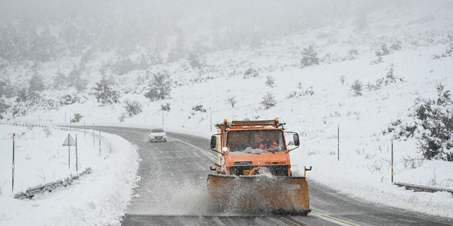 Χιονοπτώσεις στις Ερυθρές Αττικής