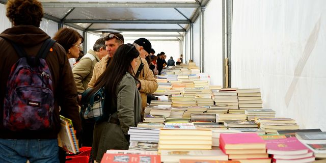 Παζάρι Βιβλίου στην Κλαυθμώνος