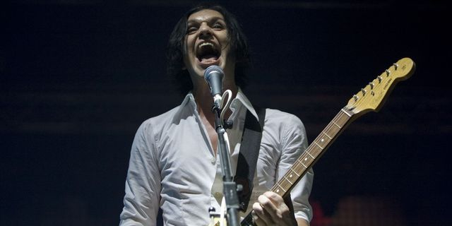 Placebo: Διώκεται ποινικά ο Brian Molko επειδή… είπε την αλήθεια για τη Μελόνι