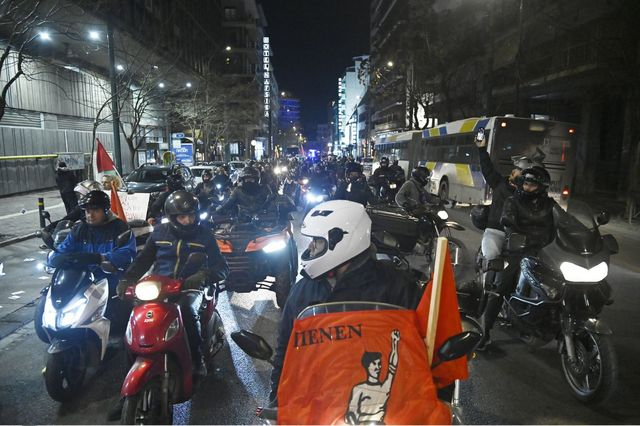 Συγκέντρωση στον σταθμό Λαρίσης και μοτοπορεία για τα Τέμπη