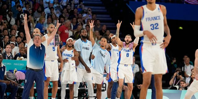 EuroBasket 2025: Ρατσιστικές επιθέσεις σε Γάλλους διεθνείς στο ματς με την Κροατία