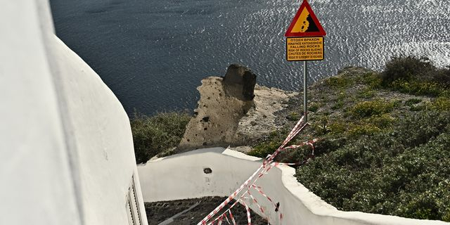 Σαντορίνη: Πάνω από 6.400 σεισμοί σε 10 ημέρες – Τα δύο σενάρια