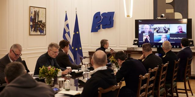 Σύσκεψη στο Μέγαρο Μαξίμου για την έντονη σεισμική δραστηριότητα που καταγράφεται ανοιχτά της Σαντορίνης