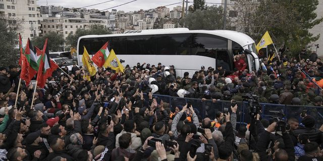 Υποδοχή των Παλαιστινίων που απελευθερώθηκαν από τις ισραηλινές φυλακές στη Δυτική Όχθη