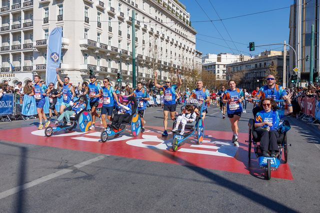 “Τρέχουμε όλοι για όλους”: Η Stoiximan Wheels Of Change στέλνει ένα ηχηρό μήνυμα για την ισότητα για δεύτερη χρονιά στον 13o Ημιμαραθώνιο της Αθήνας