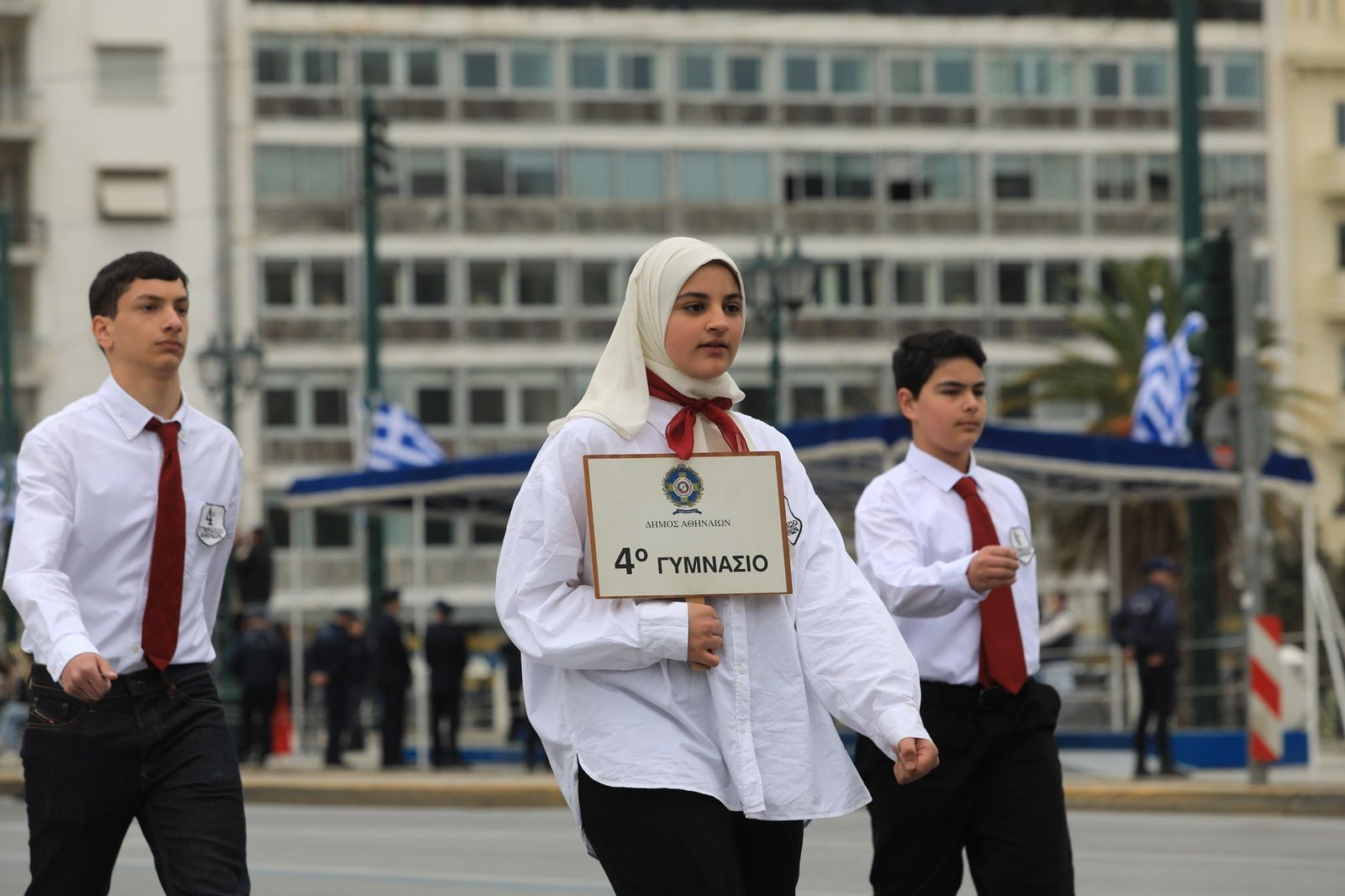 Παρέλαση μαθητών, σπουδαστών, προσκόπων και οδηγών μπροστά από το Μνημείο του Άγνωστου Στρατιώτη στην Αθήνα για την εθνική επέτειο της 25ης Μαρτίου στην Αθήνα, Δευτέρα 24 Μαρτίου 2025.