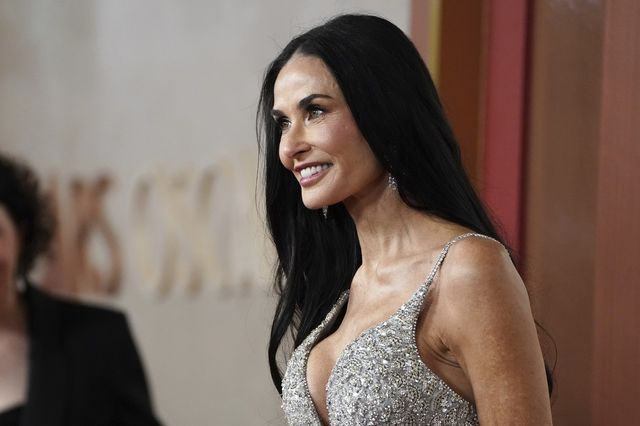 Demi Moore: Η πρώτη της αντίδραση μετά την απώλεια του Όσκαρ