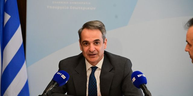 Μητσοτάκης στο Εσωτερικών: Οριζόντια αξιολόγηση των υπηρεσιών από τους πολίτες