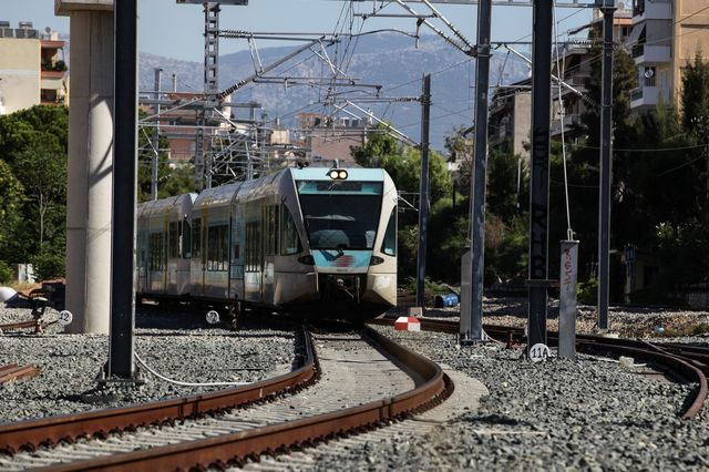 “Βυθίστηκε” τμήμα της γραμμής Αθήνα-Θεσσαλονίκη – Η ανακοίνωση του ΟΣΕ